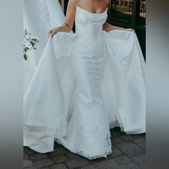 Leah Da Gloria Marie Gown + Overskirt - Picture 3 of 16